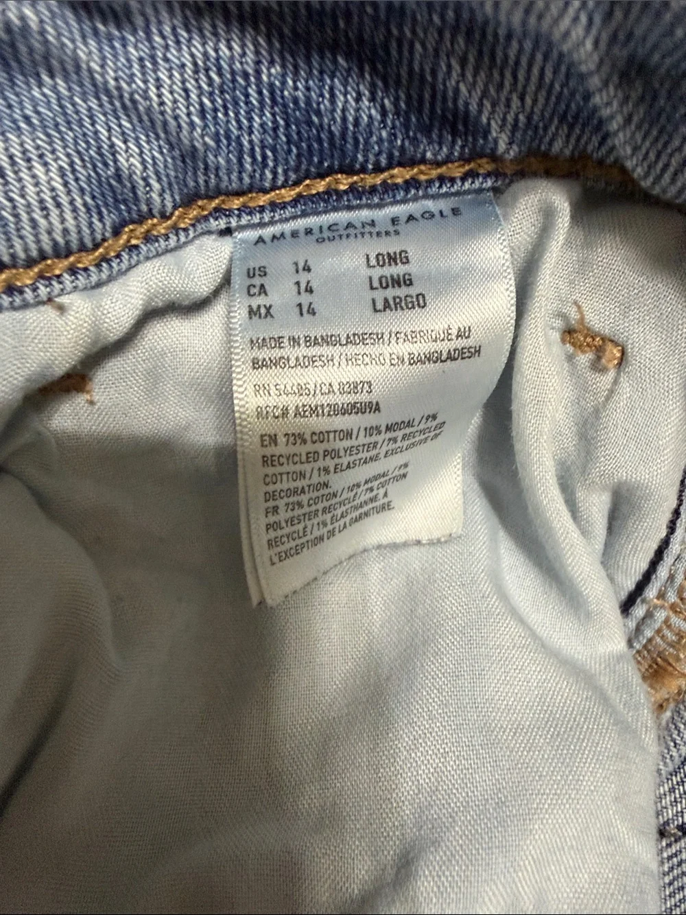 American Eagle Outfitters Light Blue Mom Jeans (Stretch)